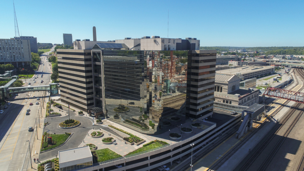 2300 Main Street Kansas City Missouri 64108, ,Office,Lease,Main,1109