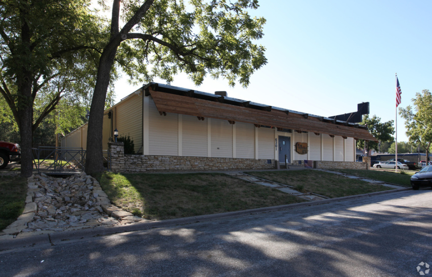 6231 Robinson St, Overland Park, KS 66202, ,Office,Lease,Robinson St,1623