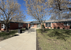 401 East, Paola, KS 66071, ,Office,Sublease,East,1660