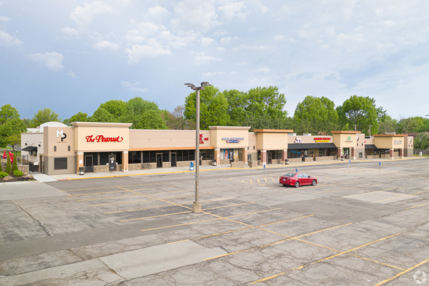 1701-1731 Mur-Len Rd, Olathe, KS 66062, ,Retail,Lease,Mur-Len Rd,1682