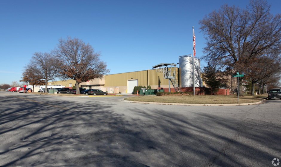 10001 Industrial Blvd, Lenexa, KS 66215, ,Industrial,Lease,Industrial Blvd,1706